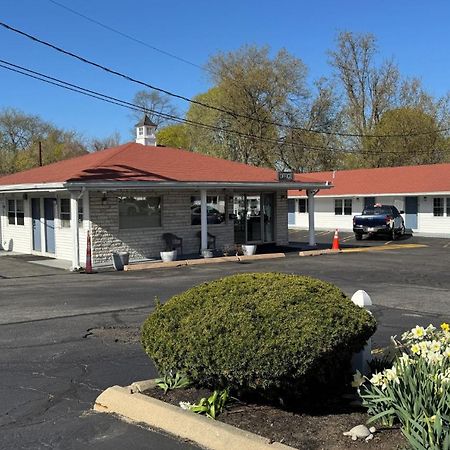 Chisholm'S Motor Inn Saugus Eksteriør billede